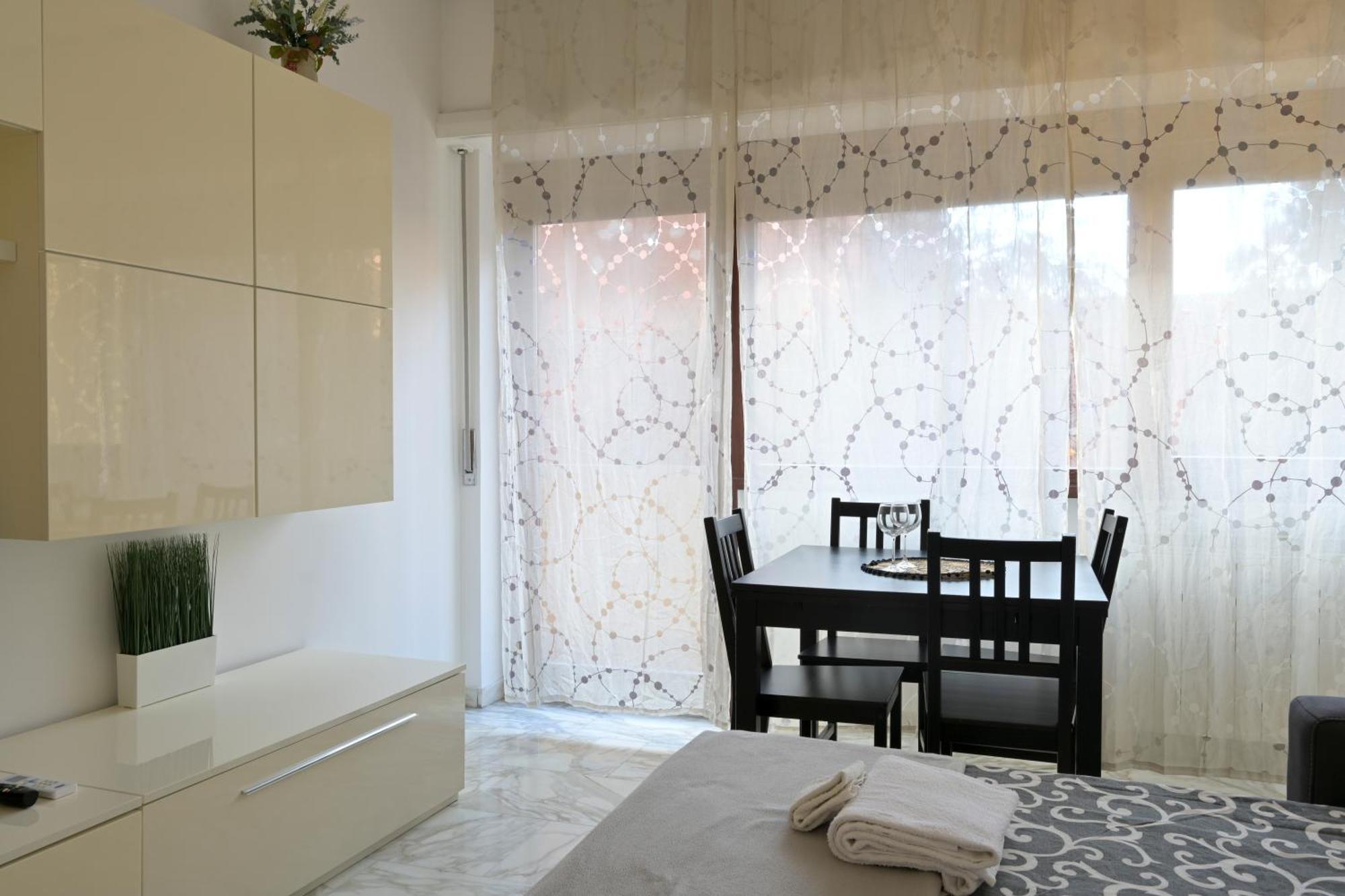 רומא Gold Apartment Monteverde-Gianicolense מראה חיצוני תמונה